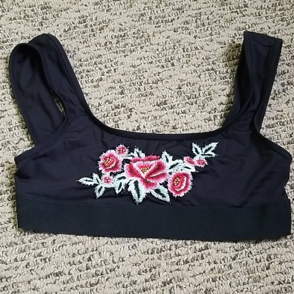 Frankie's Bikinis embroidered top